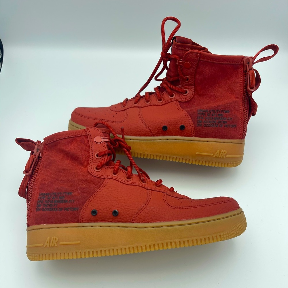 Nike SF Air Force 1 Mid Men's Shoe Sz 7 (Dune Red)